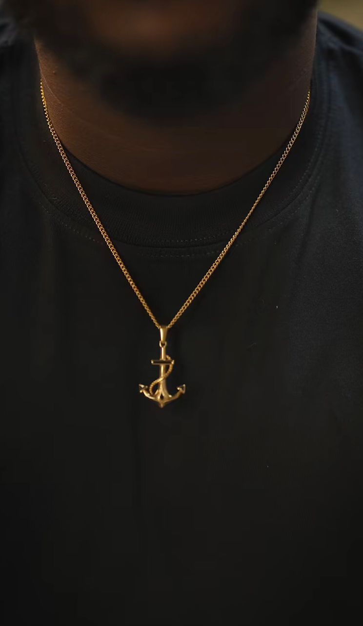 Anchor pendant With Chain